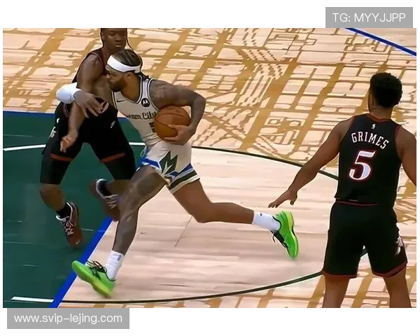 雄鹿与魔术残阵对决注重基本功,失误控制与前场篮板成胜负手 雄鹿与魔术残阵对决注重基本功,失误控制与前场篮板成胜负手